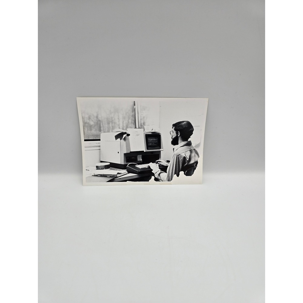 Unbranded Vintage Computer Photo OS 5x7 Black‎ White Fair Retro Tech Office